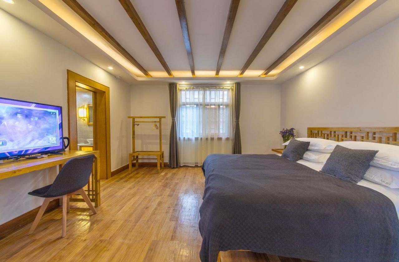 桐墅客栈 Lijiang Village House Exterior photo